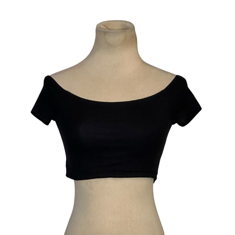 Blue Life black off shoulder short sleeves crop top size XS